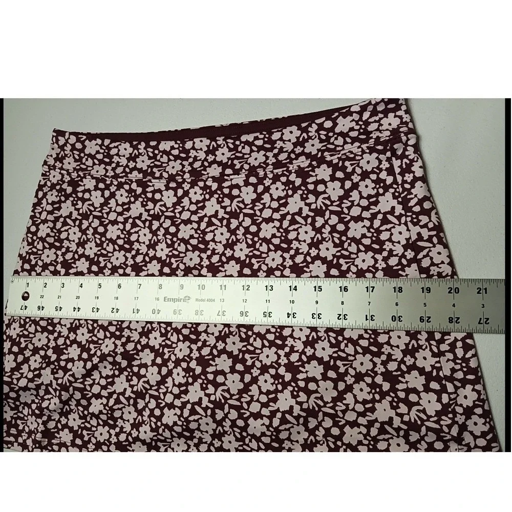 Tranquility by Colorado Clothing Burgundy Floral Active Skort Large Womens